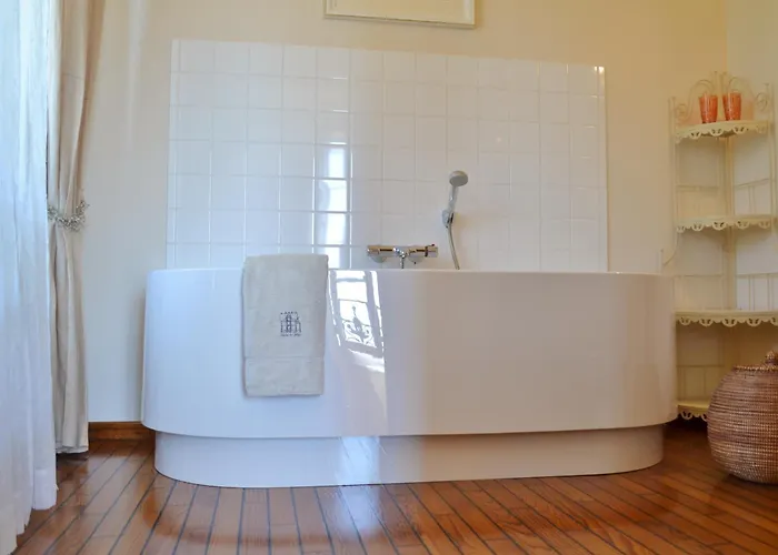 Chatelet De Gæstehus 4*