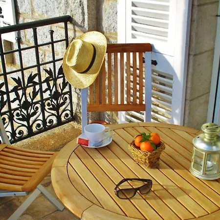 Chatelet De 4* Campo