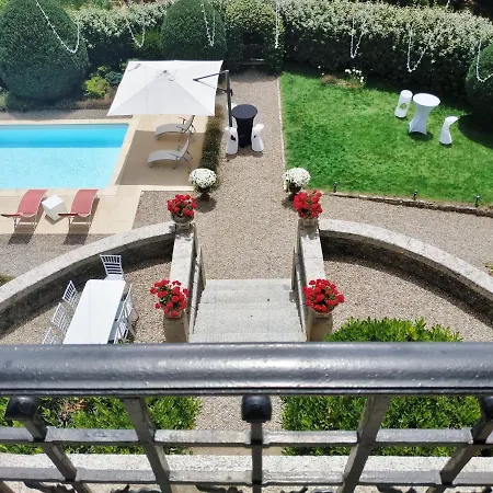 Penzion Chatelet De Campo